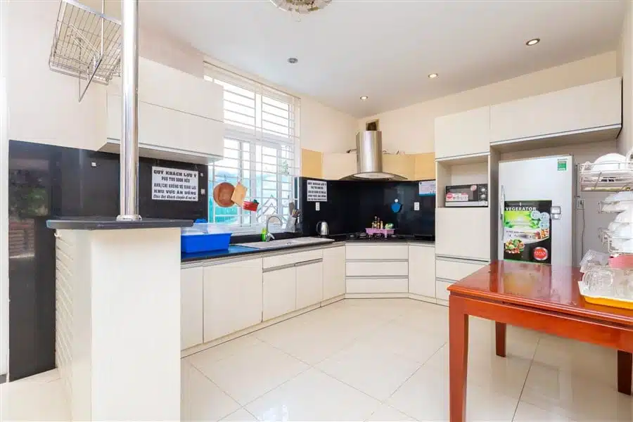 biet-thu-10-2-lac-long-quan-60