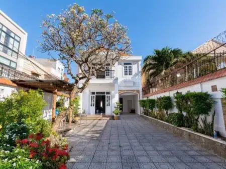 villa-04-lac-long-quan-3