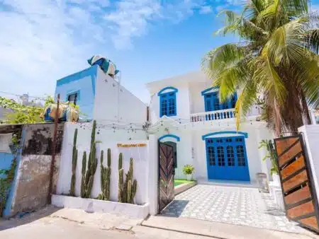 villa-49-nguyen-hien-15