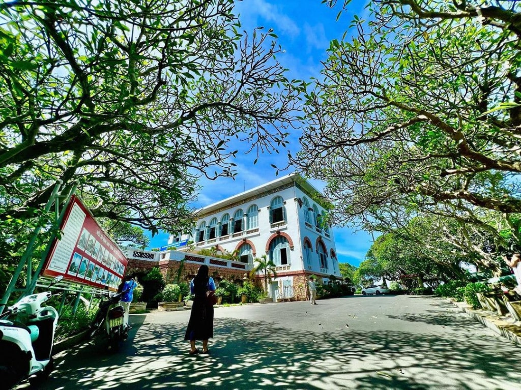 bach-dinh-vung-tau-1