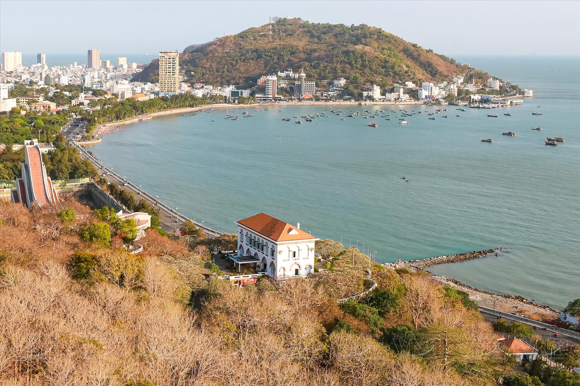 Kinh nghiệm khám phá Bạch Dinh Vũng Tàu từ A-Z - King Villa Vũng Tàu