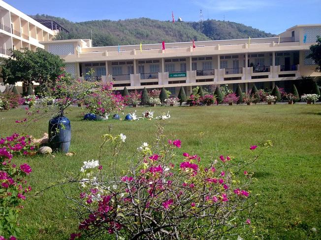 den-thanh-duc-me-bai-dau-1