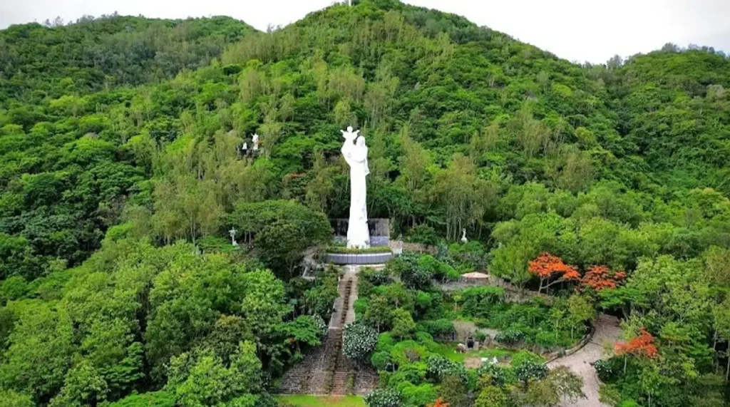 den-thanh-duc-me-bai-dau-2