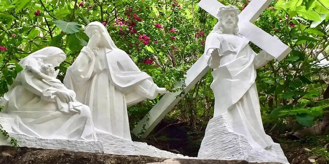 den-thanh-duc-me-bai-dau-3