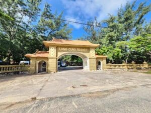 Khu du lịch Long Cung