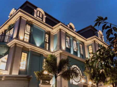 Villa 24 Nguyễn Hữu Tiến