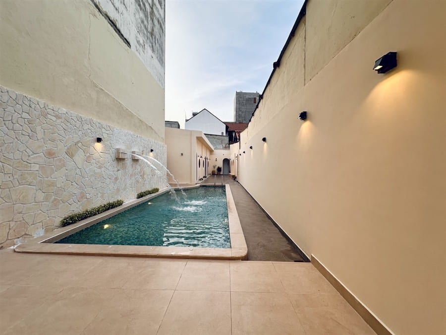 Nhà phố gần biển số 7 Nguyễn Hiền