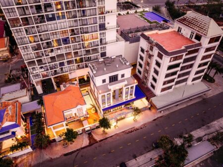 2B1 Đặng Thùy Trâm