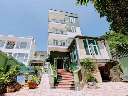 86/8 Trần Phú